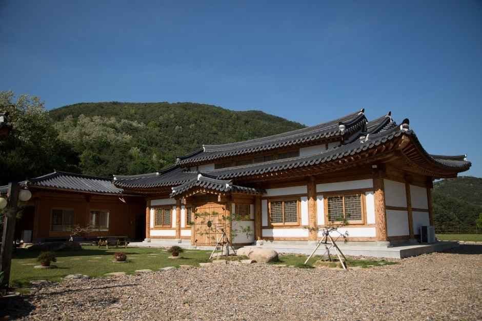 Saengbiwon (생비원) selected image