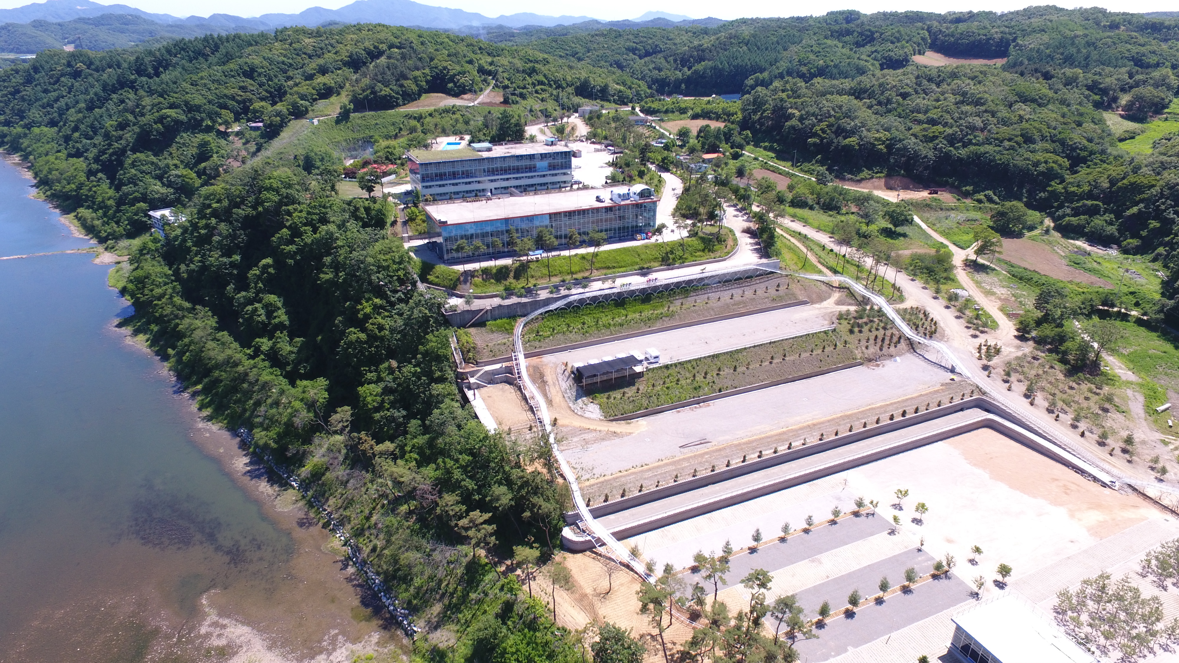 Almecsresort image