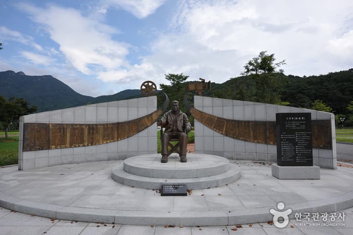 Jangseongho Tourist Area thumbnail 3