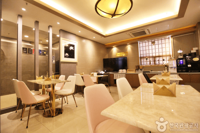 AT Business Hotel 宿泊ガイド thumbnail 2