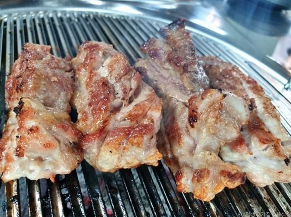 Insaeng Gogijip Butcher Shop Restaurant (인생고기집 정육식당) selected image